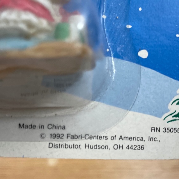1992 Fabri-Centers of America Christmas Mrs Claus Santa Village Accessory #26376 - Picture 3 of 6